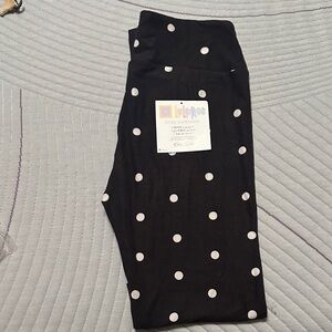 LuLaRoe Black Polka Dot Leggings (NEW)